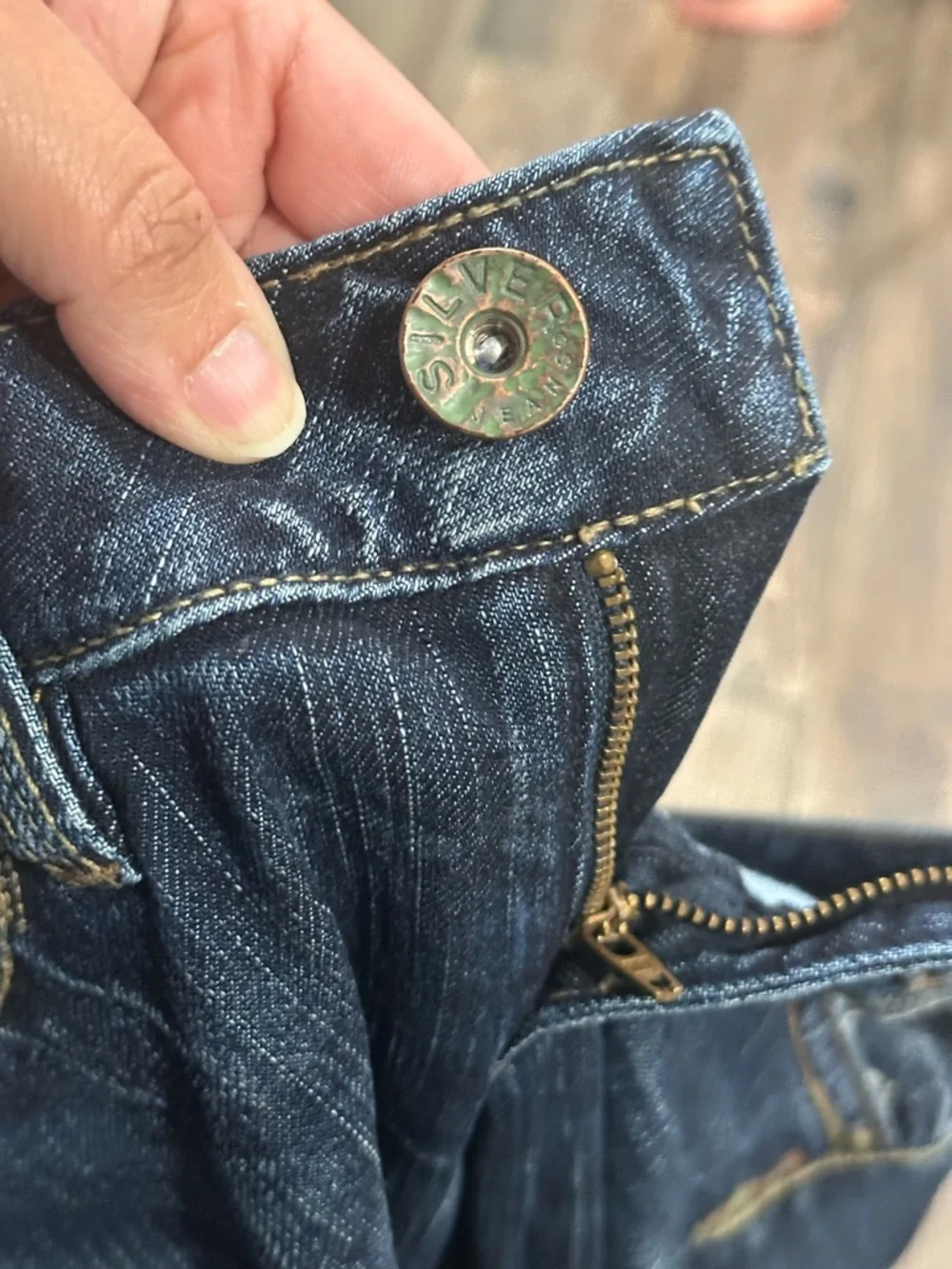Silver Jeans Dark Wash Toni Low Rise Y2K Bootcut Rodeo Western Embroidered Pocke